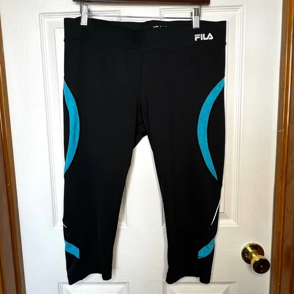 FILA Sport Running Black Active Capri Leggings - Picture 1 of 6
